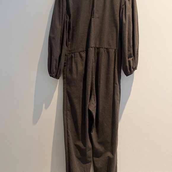Elegant Brown Jumpsuit - Picture 7 of 8